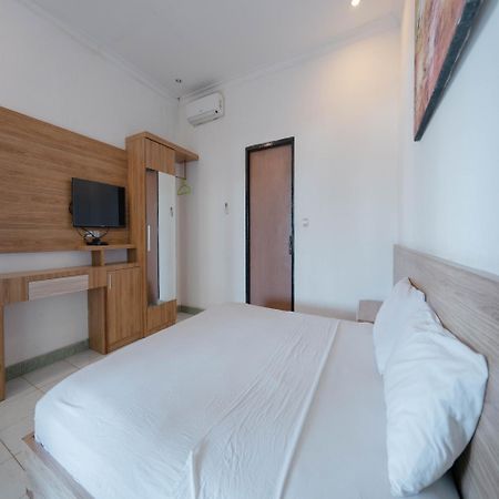 Gili White Bamboo Resort 길리트라왕안 외부 사진